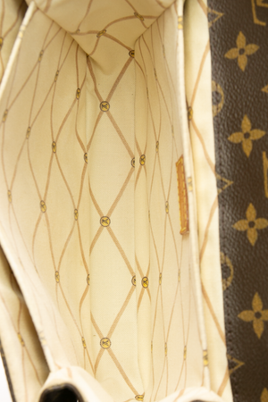 Summer Trunks Pochette Metis Bag