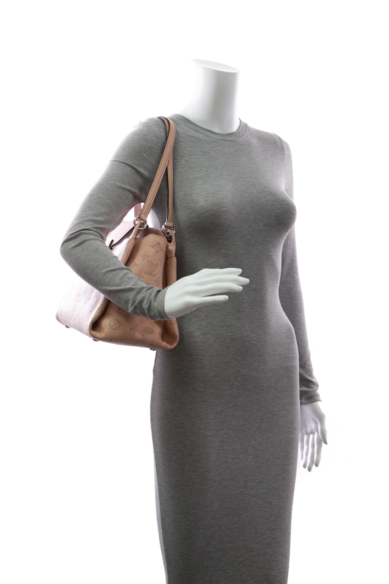 Louis-Vuitton-Sevres-Bag-296834