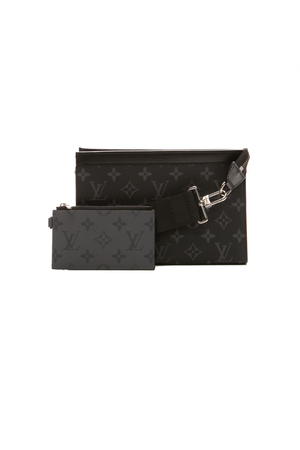 Louis-Vuitton-Gaston-Wearable-Wallet- Bag-297108