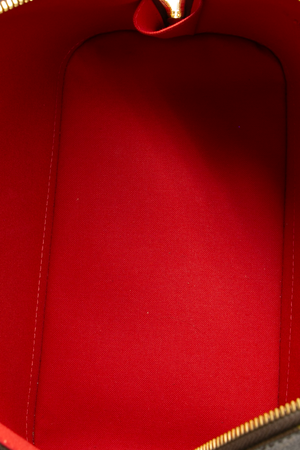 World Tour Alma PM Bag