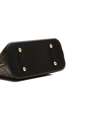 World Tour Alma PM Bag