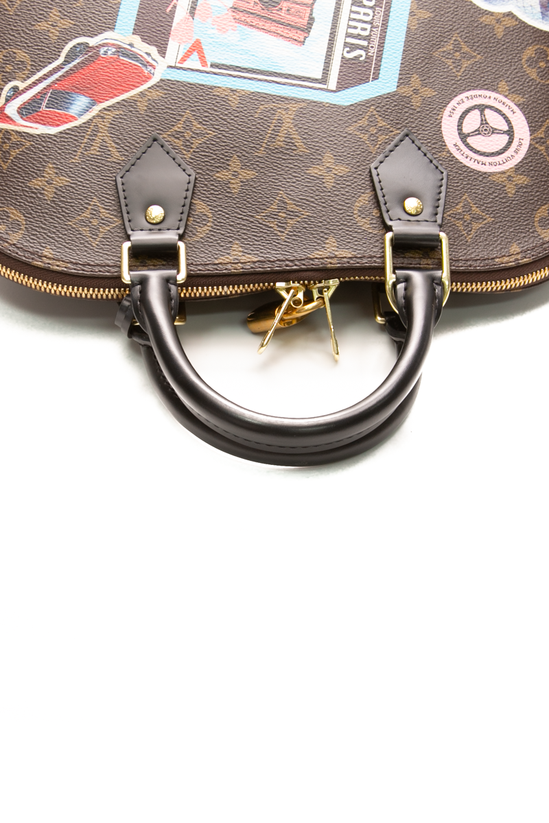 World Tour Alma PM Bag