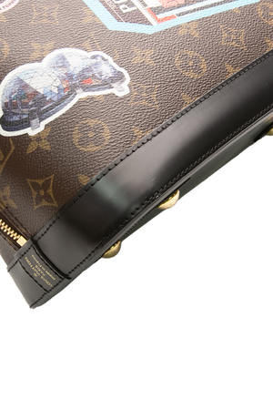 World Tour Alma PM Bag