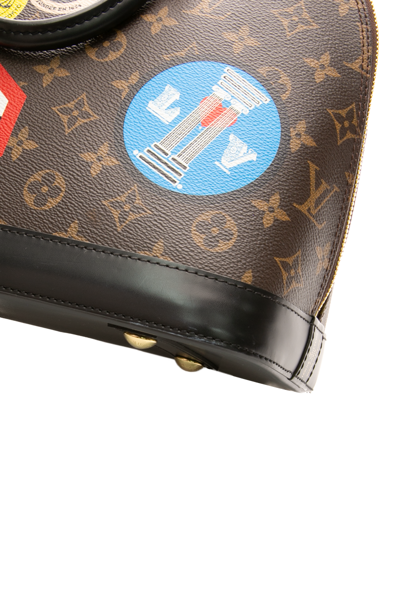 World Tour Alma PM Bag