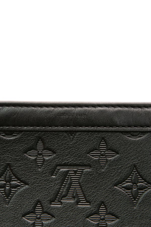 Gaston Wearable Wallet Bag