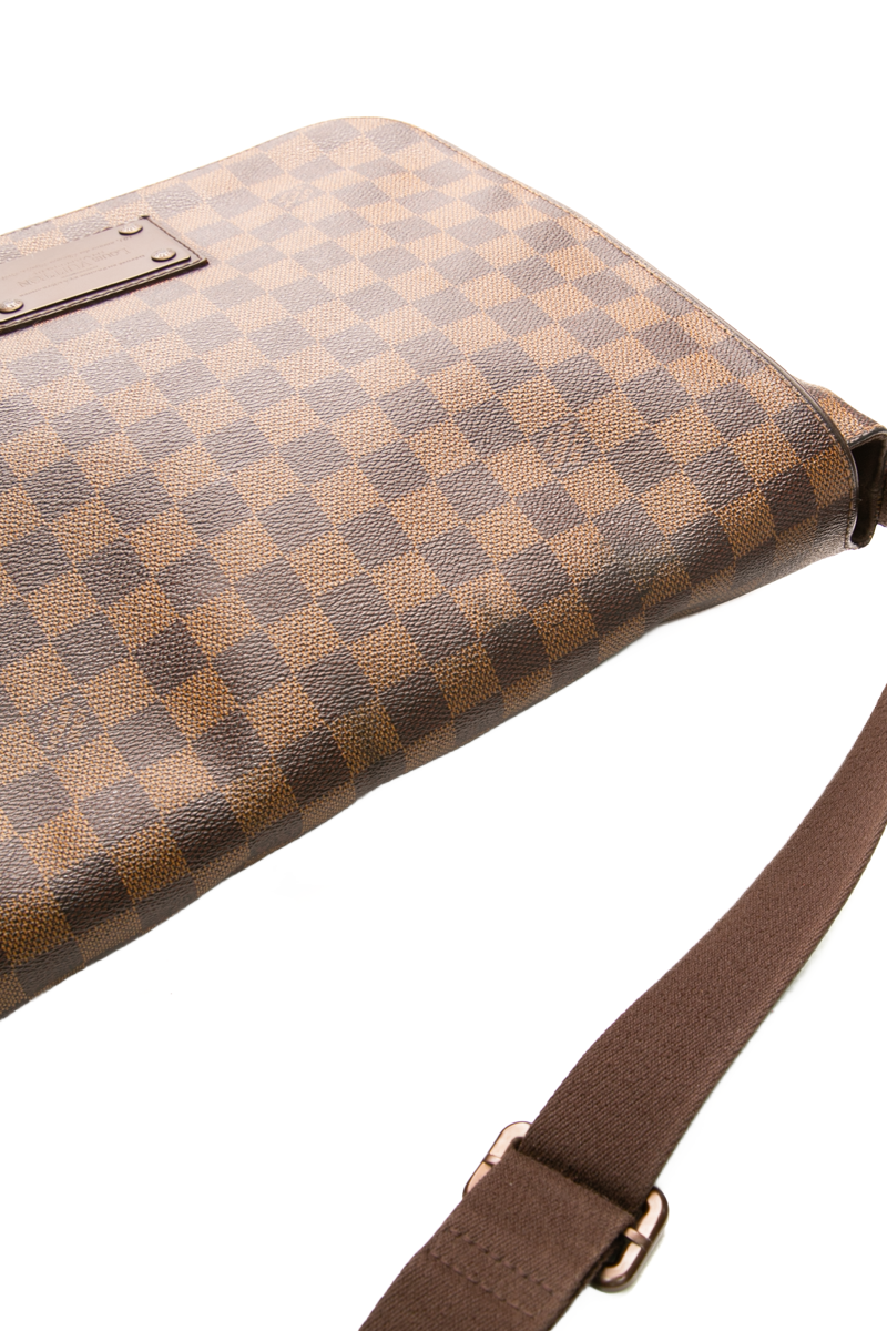 Brooklyn MM Messenger Bag