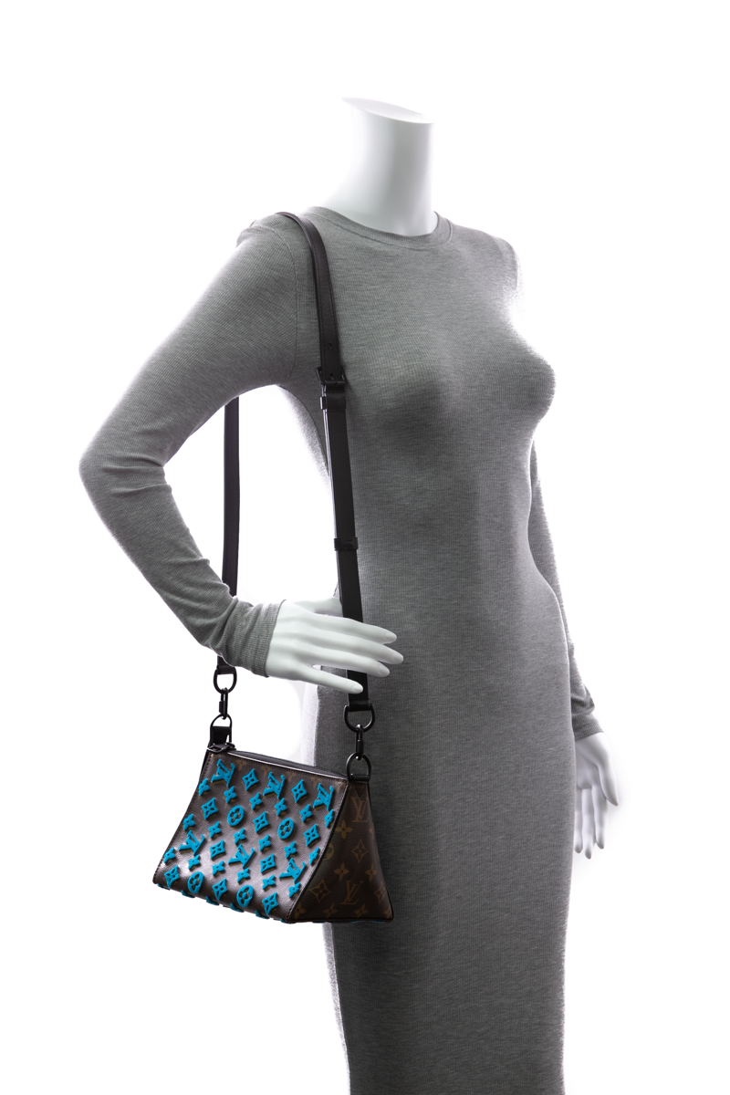 Louis-Vuitton-Triangle-Messenger-Bag-297823