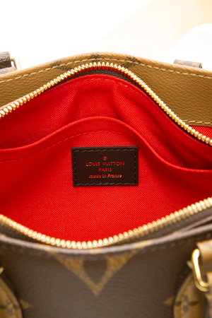 OnTheGo East West Bag