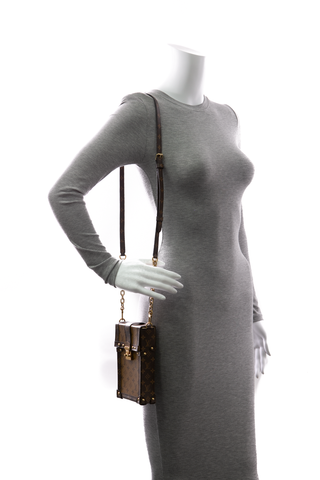 Louis-Vuitton-Vertical-Trunk-Pochette-297873