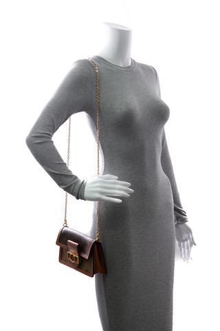 Louis-Vuitton-Dauphine-Wallet-on-Chain-298261