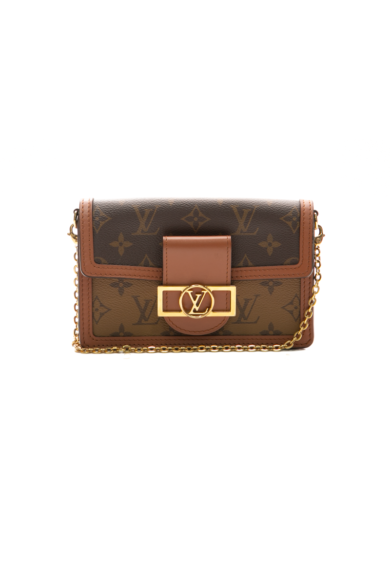 Louis-Vuitton-Dauphine-Wallet-on-Chain-298261