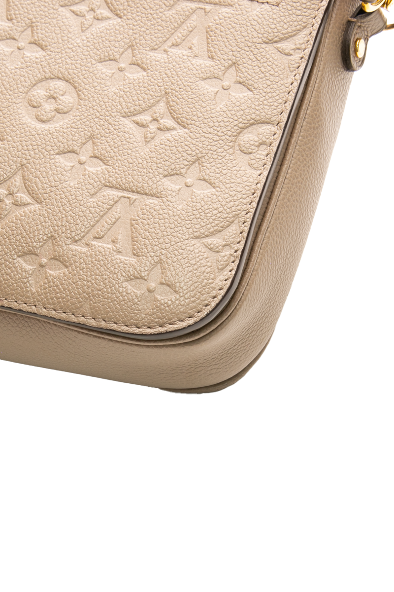 Pochette Metis Bag