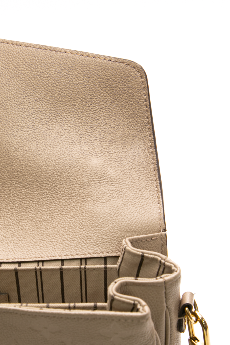 Pochette Metis Bag