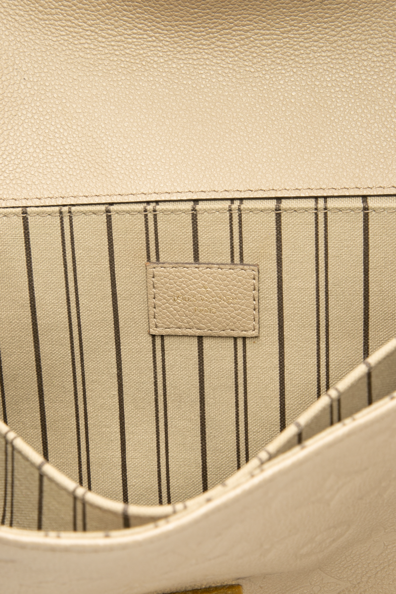 Pochette Metis Bag