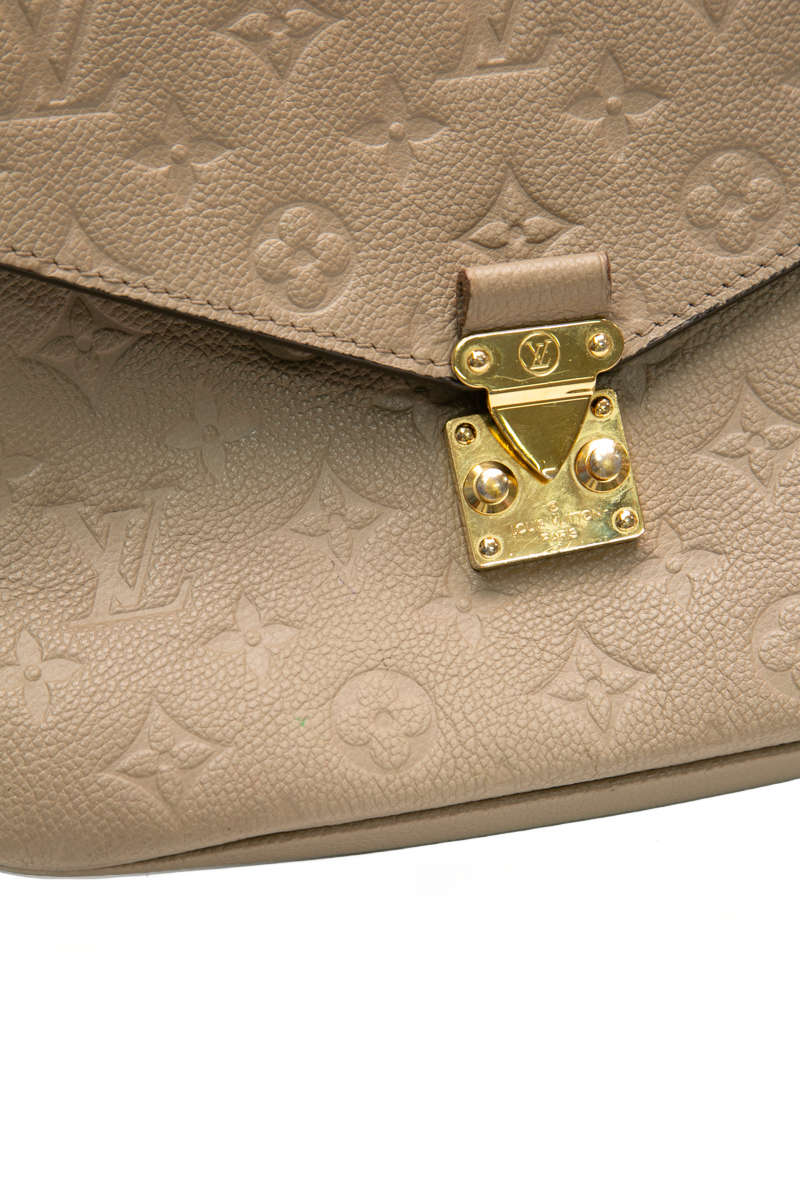 Pochette Metis Bag