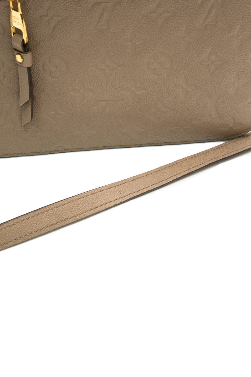 Pochette Metis Bag