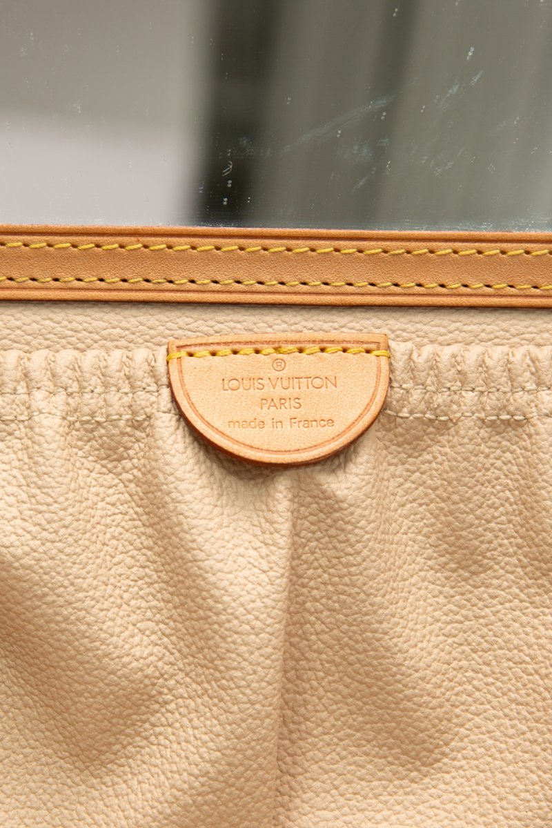Vintage Nice Beauty Case