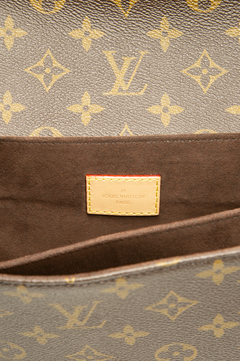Pochette Metis Bag