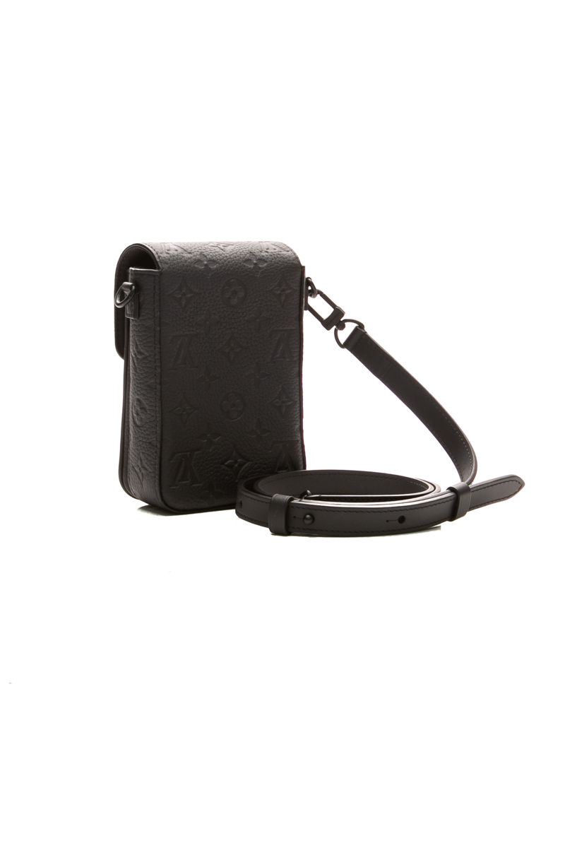 S-Lock Vertical Wearable Wallet