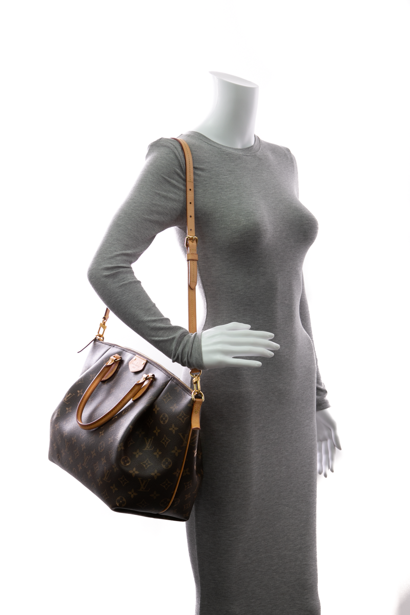 Louis-Vuitton-Turenne-MM-Bag-298615