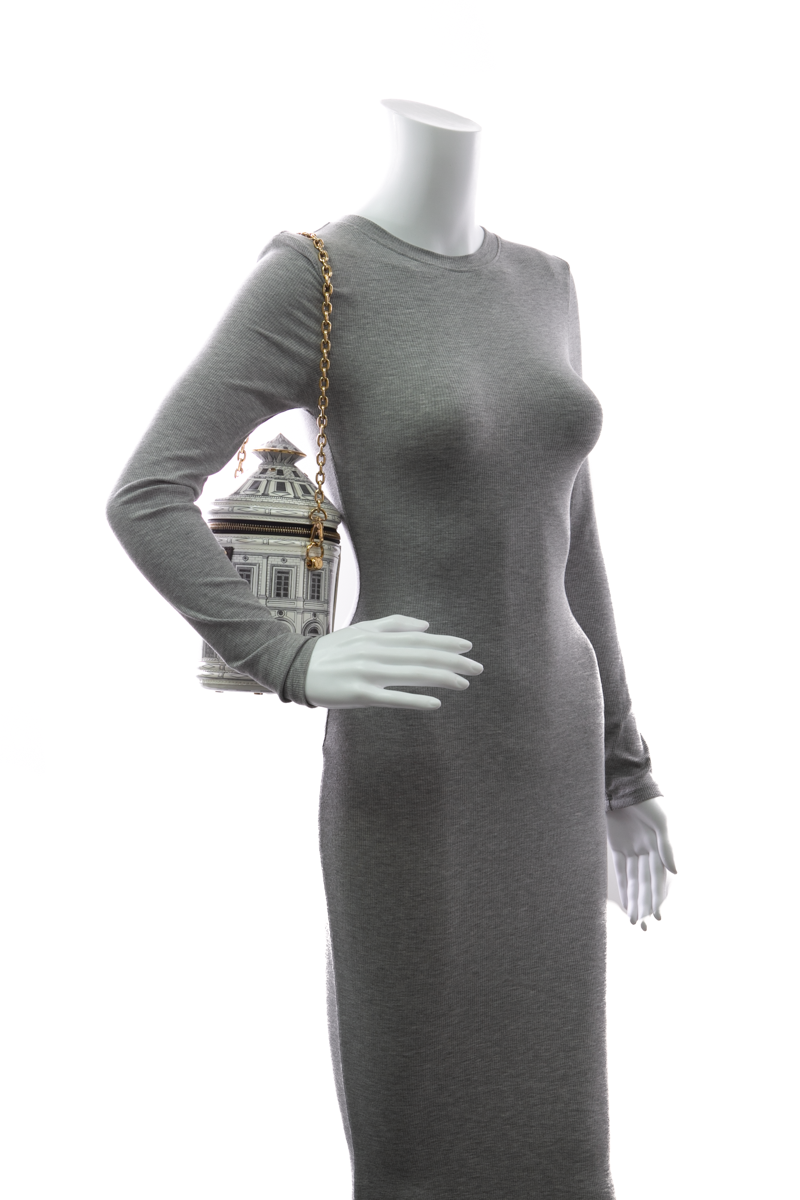 Louis-Vuitton-x-Fornasetti-Architettura- Cannes-Vase-298645
