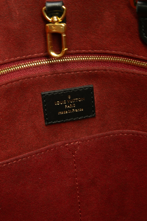 OnTheGo GM Tote Bag