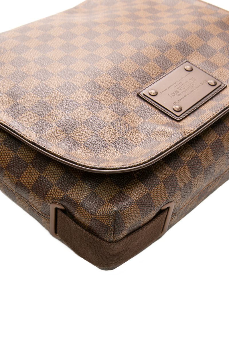 Brooklyn MM Messenger Bag