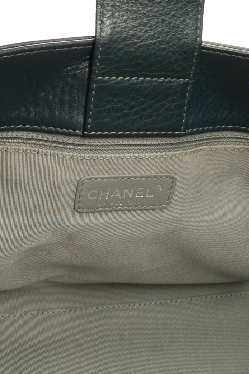 Neo Executive Shopper Tote Bag