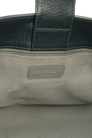 Neo Executive Shopper Tote Bag