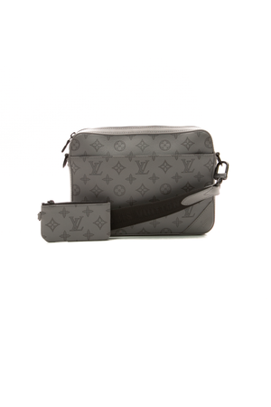 Louis-Vuitton-Duo-Messenger-Bag-299067