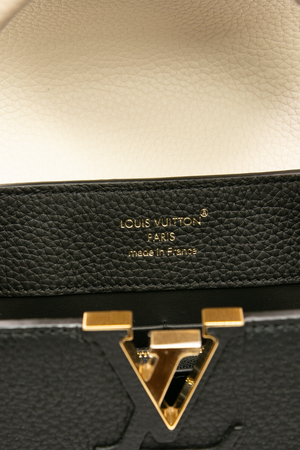 Capucines MM Bag