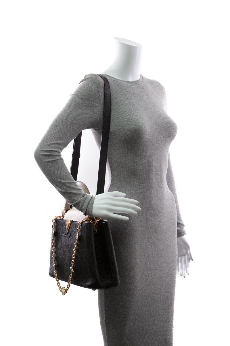 Capucines MM Bag