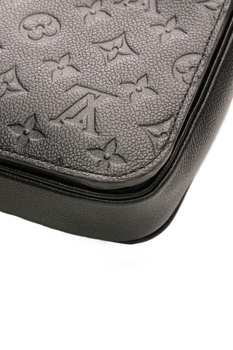 Pochette Metis Bag