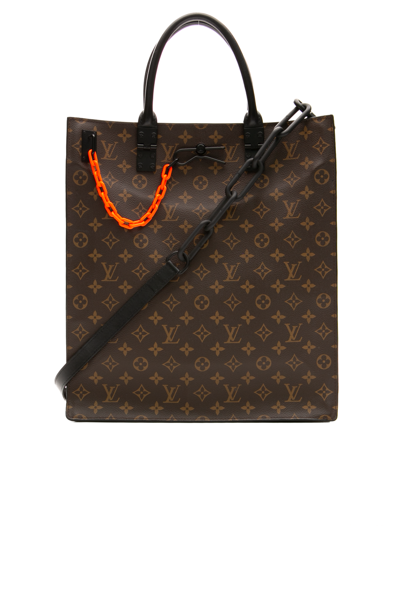 Louis-Vuitton-Solar-Ray-Sac-Plat-299241