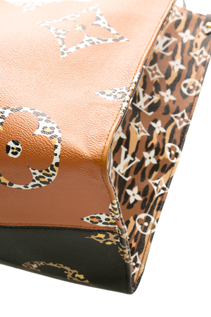 Jungle OnTheGo GM Tote Bag