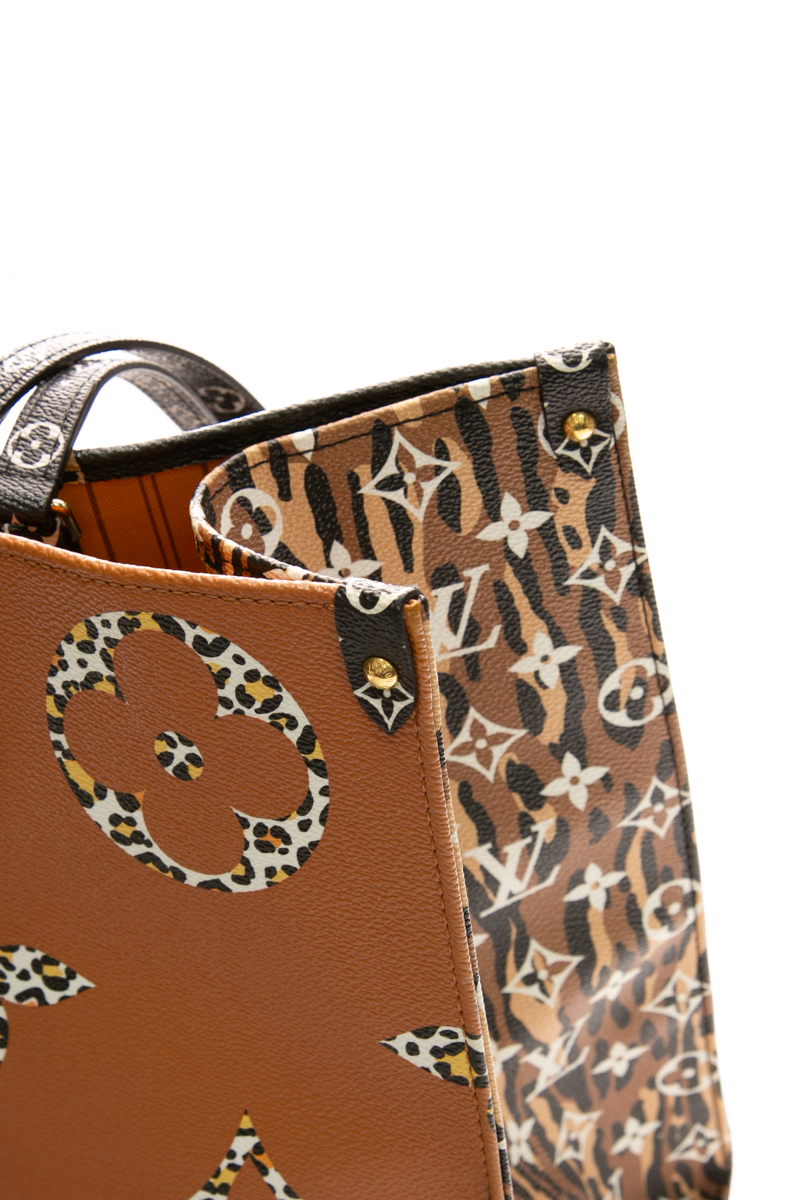 Jungle OnTheGo GM Tote Bag
