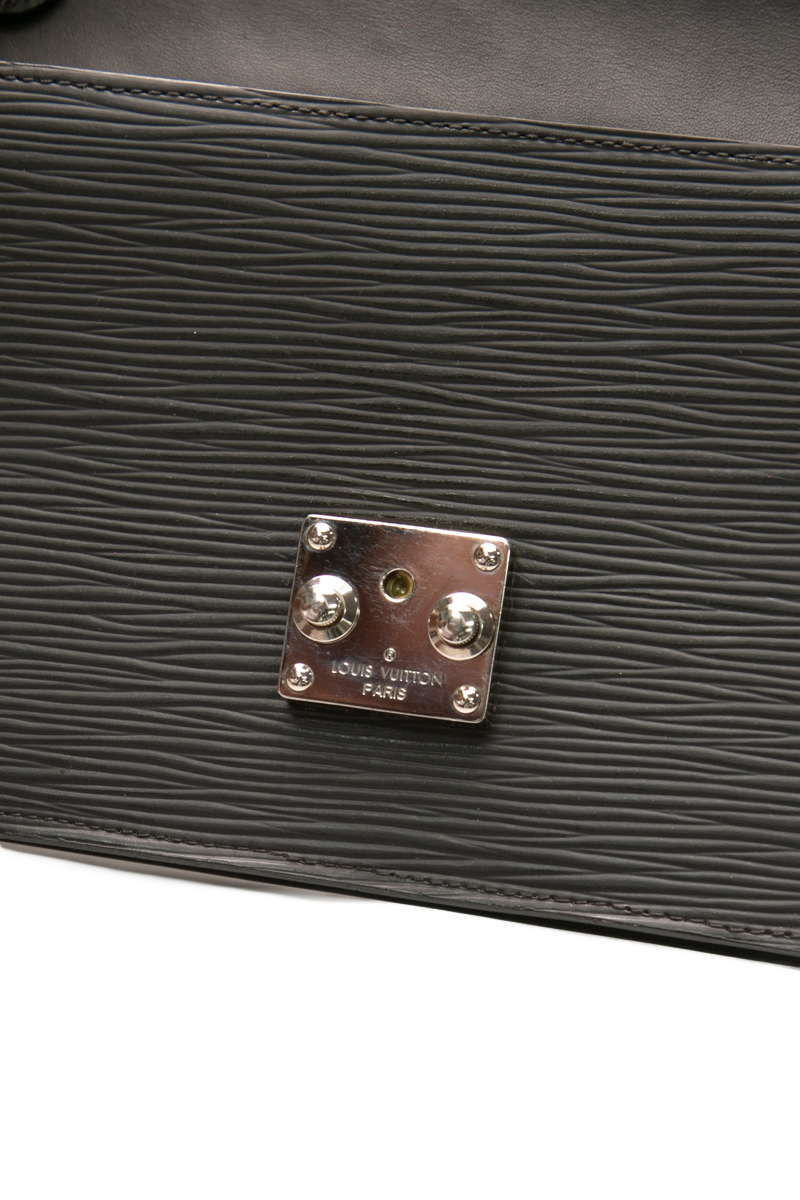 Trunk Chain Wallet