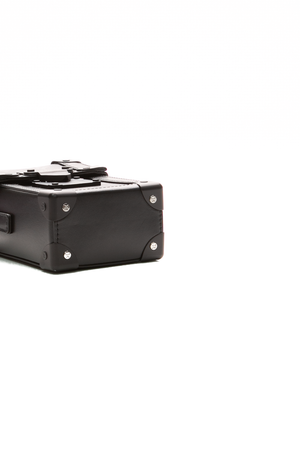 Vertical Trunk Wearable Wallet