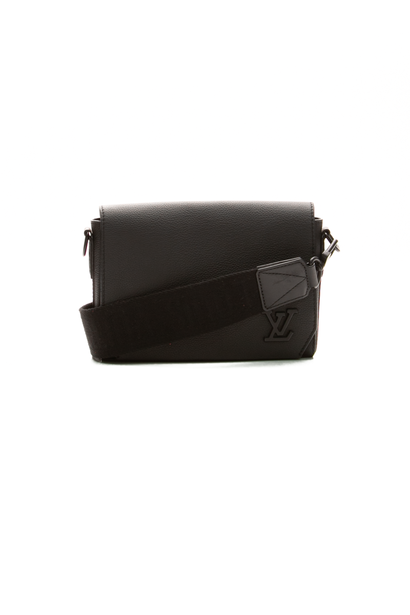 299491-louis-vuitton-Aerogram-Takeoff-Messenger-PM-Bag