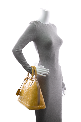 Louis-Vuitton-Alma-PM-Bag-299520