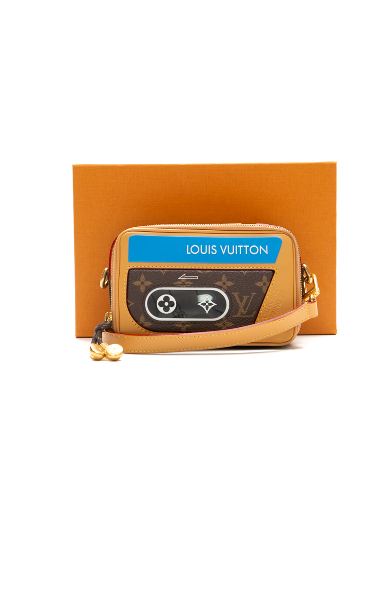 Baldeur Wearable Wallet