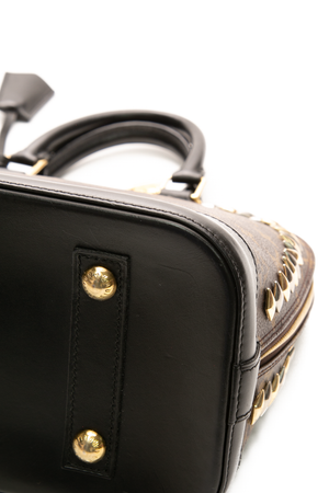 Studded Alma PM
