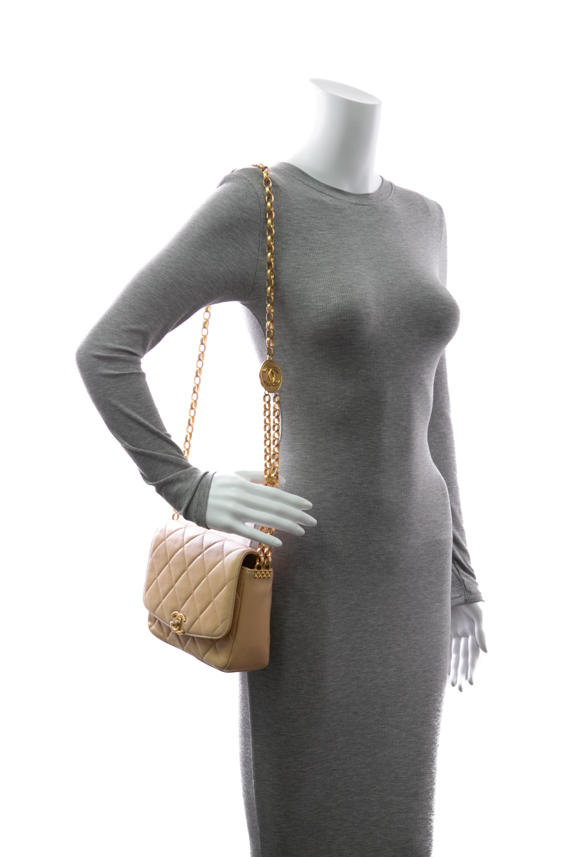 299767-chanel-CC-Coin-Mini-Flap-Bag