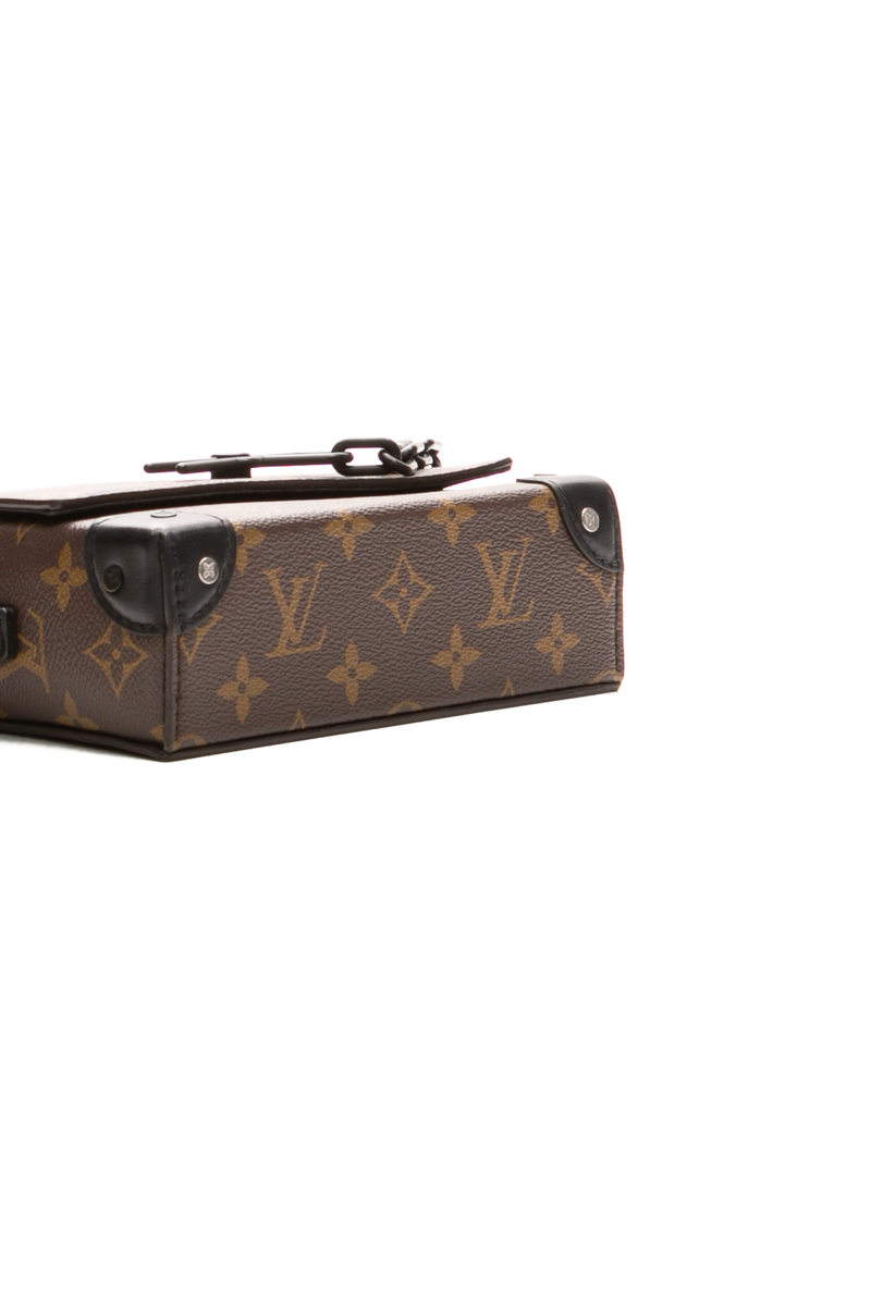 Steamer Wearable Wallet Bag