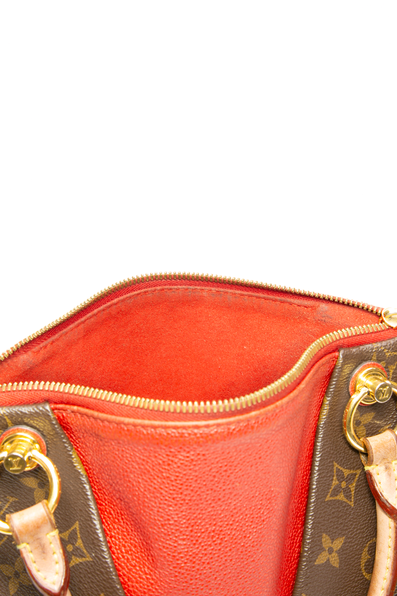 V BB Tote Bag