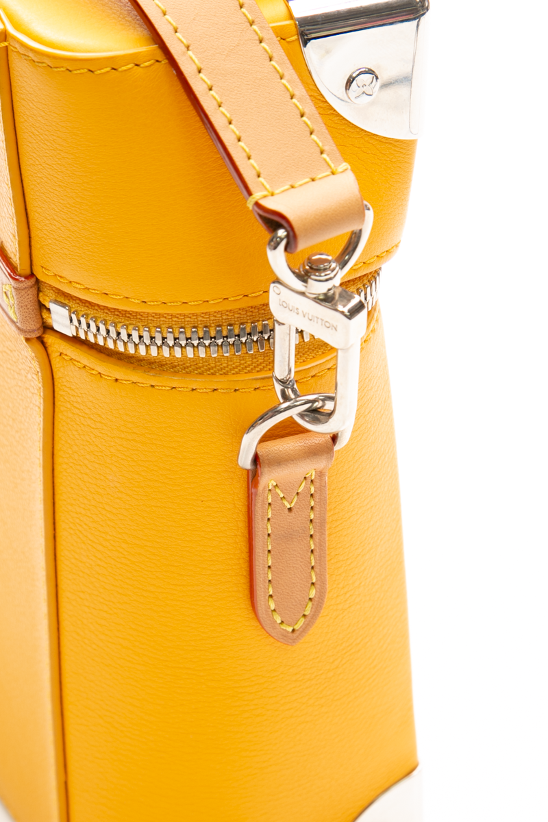 Vertical Box Trunk Bag