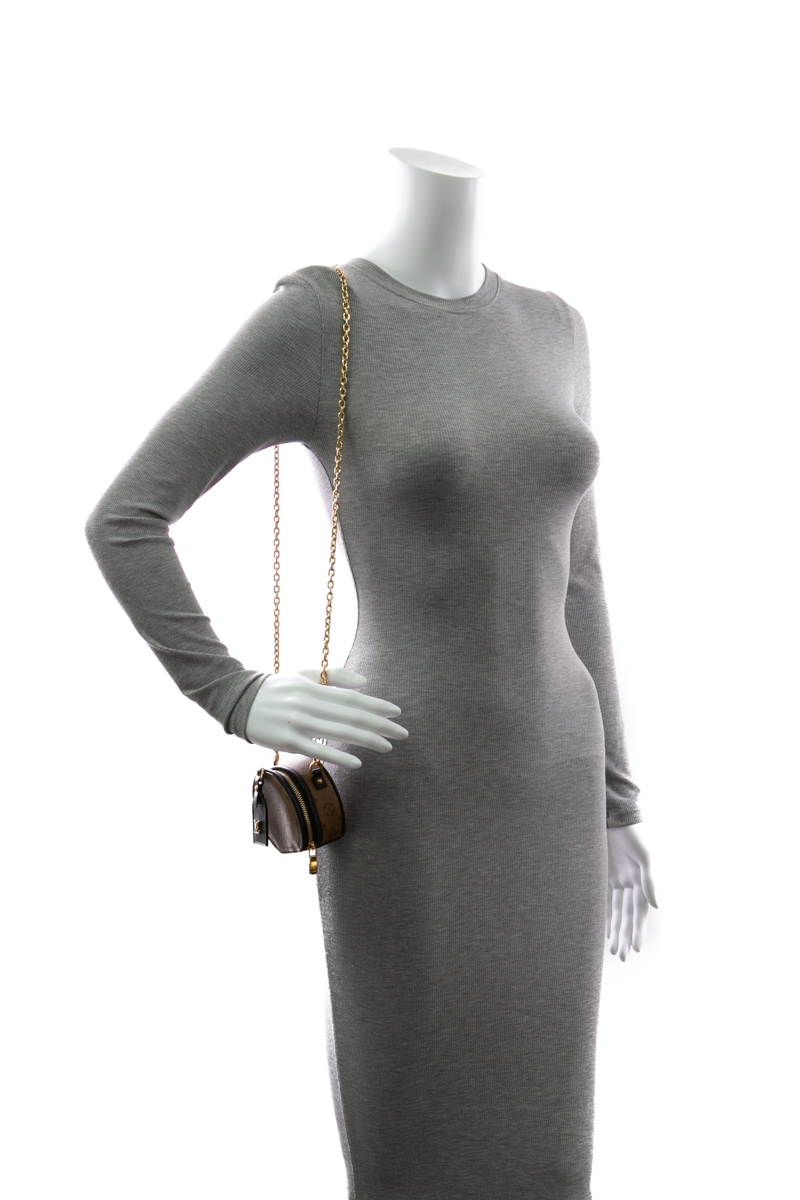 Boite Chapeu Necklace