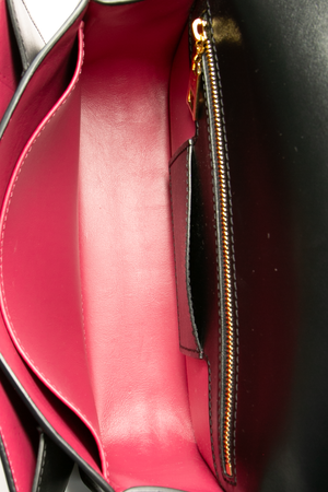 Black Pont 9 Crossbody