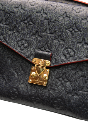 Pochette Metis Bag