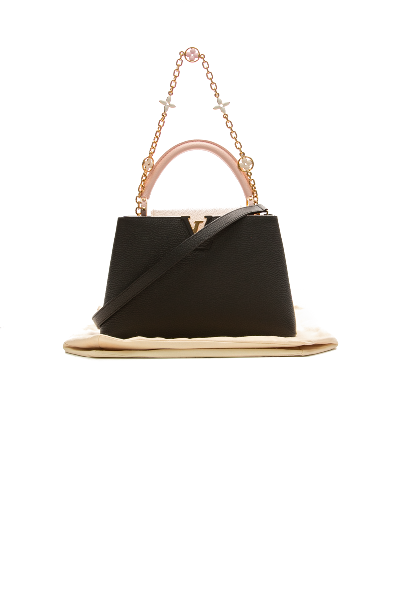 Capucines MM Bag